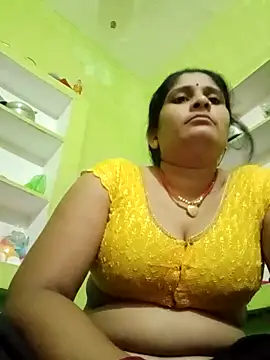 Hot-piuy online show from 11, 9, 2025