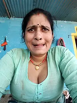 Hot-piuy online show from 24, 9, 2025