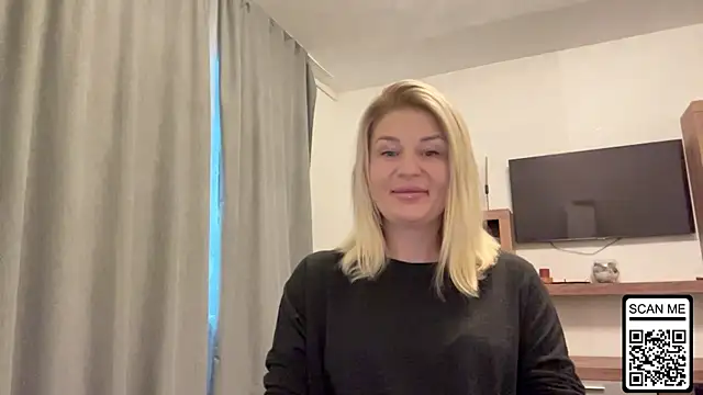 Blondie xoxoxo online show from 7, 10, 2025