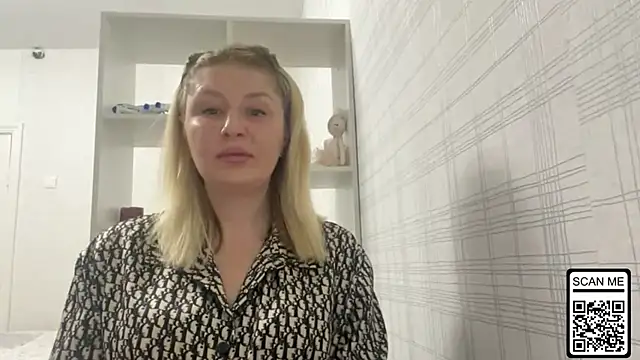 Blondie xoxoxo online show from 28, 2, 2026