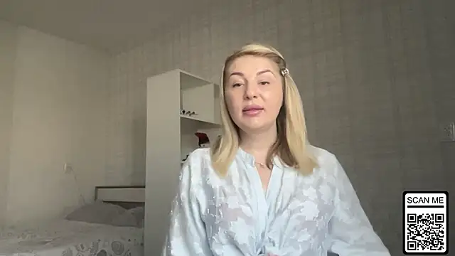 Blondie xoxoxo online show from 16, 3, 2026