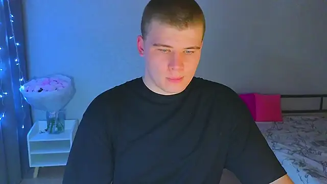 kittenmurr online show from 20, 10, 2025