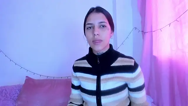 Snapshot of Abby_roussee chatting on 18, 9, 2025 Abby roussee online show from 18, 9, 2025