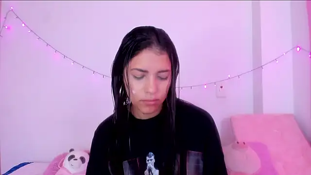 Snapshot of Abby_roussee chatting on 22, 10, 2025 Abby roussee online show from 22, 10, 2025