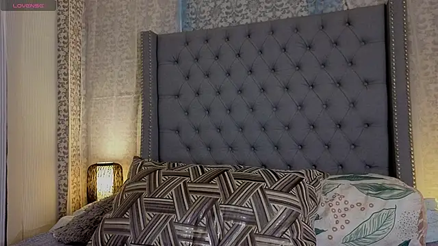 Snapshot of Abby_roussee chatting on 2, 11, 2025 Abby roussee online show from 2, 11, 2025