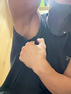 masucle216 online show from 24, 10, 2025