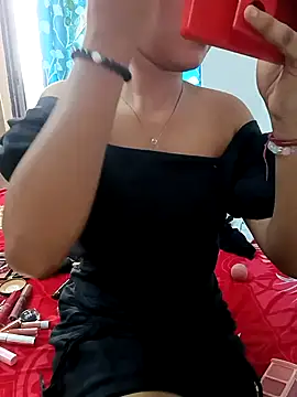 Snapshot of Cutie_Shruti chatting on 4, 11, 2025 Cutie Shruti online show from 4, 11, 2025