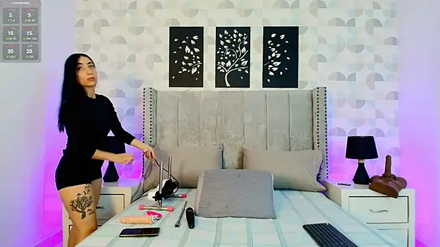 natasha moreno online show from 9, 5, 2026