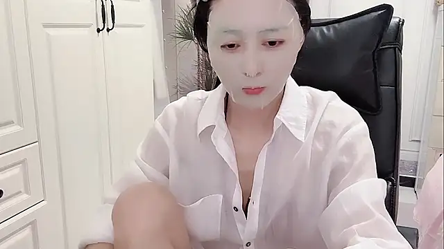 Snapshot of Ianxuan chatting on 4, 10, 2025 Ianxuan online show from 4, 10, 2025