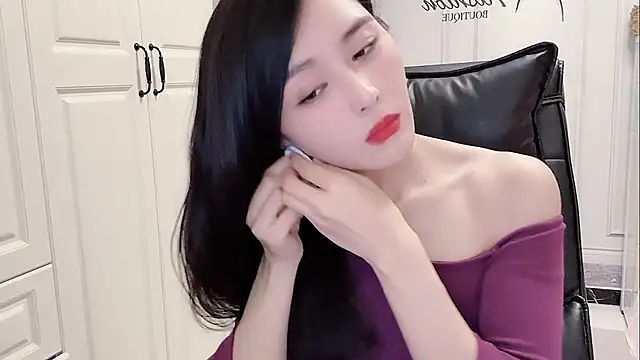 Snapshot of Ianxuan chatting on 4, 10, 2025 Ianxuan online show from 4, 10, 2025