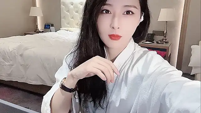 Snapshot of Ianxuan chatting on 18, 10, 2025 Ianxuan online show from 18, 10, 2025