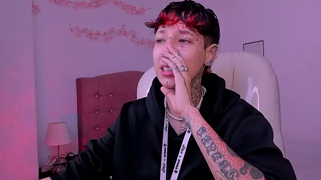 Luci Rose online show from 4, 5, 2026