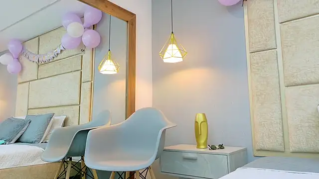 Snapshot of Ashley_HotGirl chatting on 18, 10, 2025 Ashley HotGirl online show from 18, 10, 2025