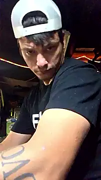 Snapshot of twistafatpipe chatting on 18, 9, 2025 twistafatpipe online show from 18, 9, 2025