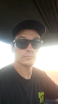 Snapshot of twistafatpipe chatting on 29, 9, 2025 twistafatpipe online show from 29, 9, 2025