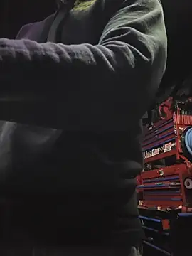 Snapshot of twistafatpipe chatting on 31, 10, 2025 twistafatpipe online show from 31, 10, 2025