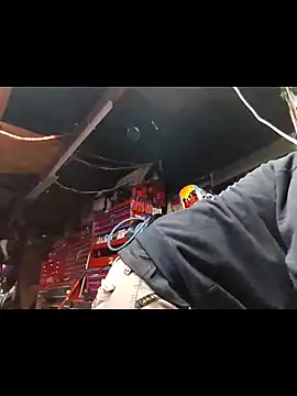 Snapshot of twistafatpipe chatting on 20, 11, 2025 twistafatpipe online show from 20, 11, 2025