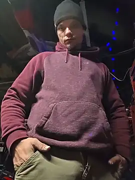 Snapshot of twistafatpipe chatting on 5, 12, 2025 twistafatpipe online show from 5, 12, 2025