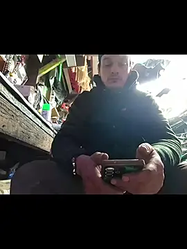 Snapshot of twistafatpipe chatting on 20, 12, 2025 twistafatpipe online show from 20, 12, 2025