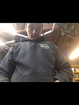 twistafatpipe online show from 29, 4, 2026