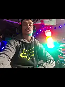 twistafatpipe online show from 3, 5, 2026