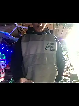 twistafatpipe online show from 8, 5, 2026