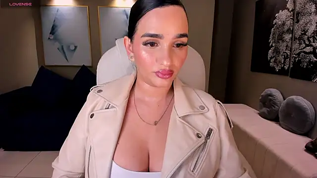 NovaSpencer online show from 14, 10, 2025