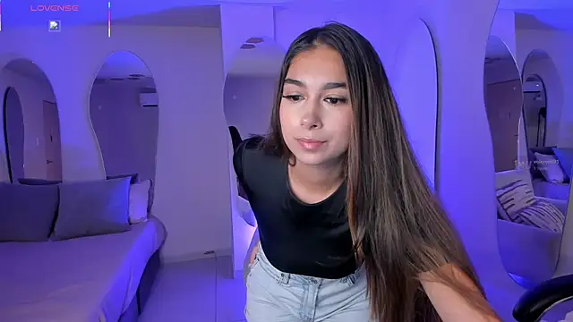 VeronicaBlue online show from 7, 6, 2026