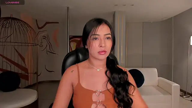 AyshelBrown online show from 10, 9, 2025