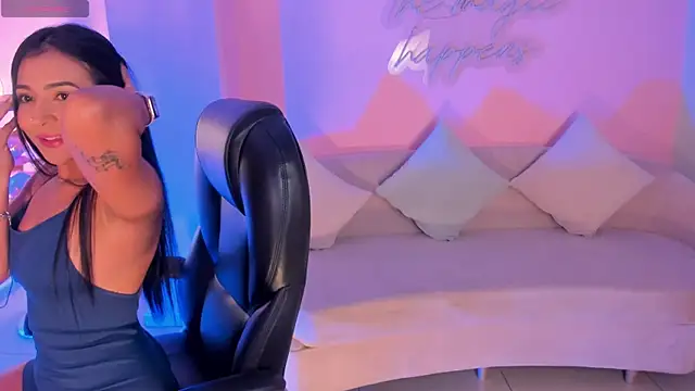 AyshelBrown online show from 3, 10, 2025