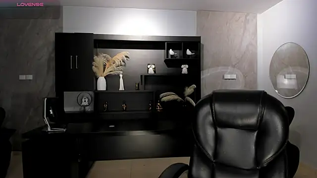 Snapshot of MilaColeman chatting on 11, 6, 2026 MilaColeman online show from 11, 6, 2026