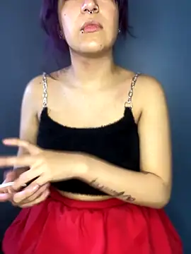 AliceePretty online show from 9, 9, 2025