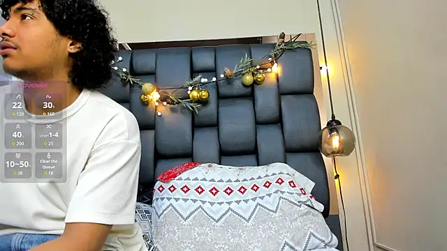 Snapshot of Miriam_milf chatting on 18, 12, 2025 Miriam milf online show from 18, 12, 2025