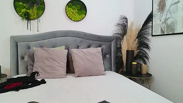 NathaliaNat online show from 19, 12, 2025