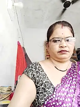 Snapshot of Bhavna_hot chatting on 6, 10, 2025 Bhavna hot online show from 6, 10, 2025