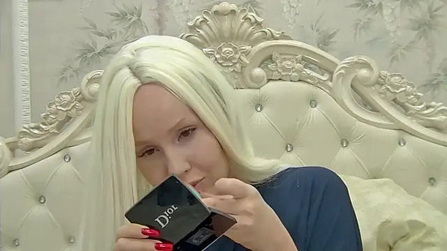 Snapshot of EllieFrosty_ chatting on 15, 9, 2025 EllieFrosty online show from 15, 9, 2025