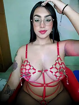 Linda Saenz  online show from 8, 9, 2025