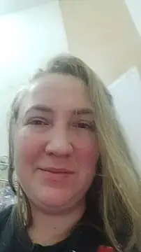 Kiss Eva online show from 9, 12, 2024