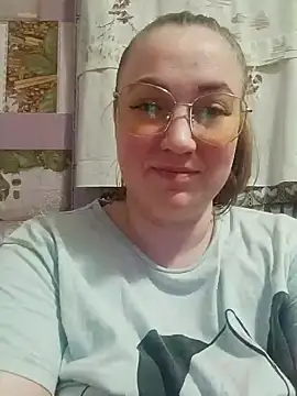 Kiss Eva online show from 20, 1, 2025