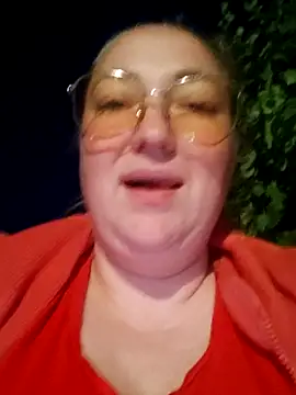 Kiss Eva online show from 8, 9, 2025