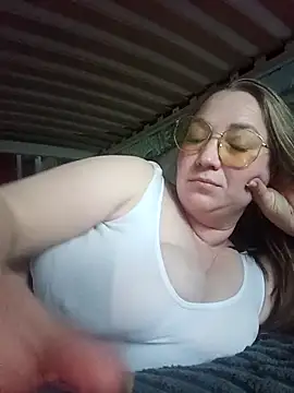 Kiss Eva online show from 23, 3, 2026