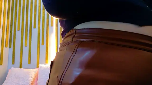 Angel saez online show from 4, 12, 2025