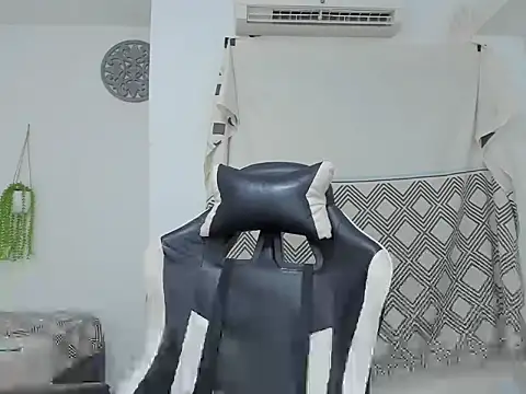 adri sexboy229 online show from 11, 10, 2025