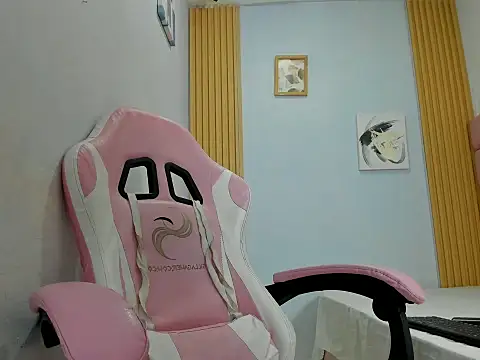 adri sexboy229 online show from 25, 10, 2025