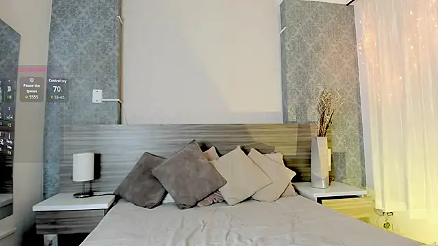 Snapshot of MiilaBlake chatting on 24, 9, 2025 MiilaBlake online show from 24, 9, 2025