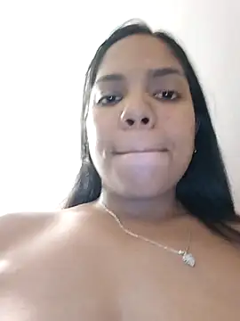 CloeeHills  online show from 3, 10, 2025