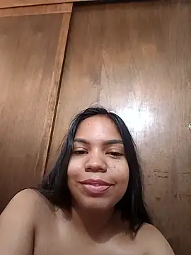 CloeeHills  online show from 6, 10, 2025