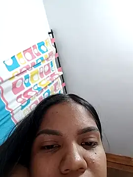 CloeeHills  online show from 9, 10, 2025