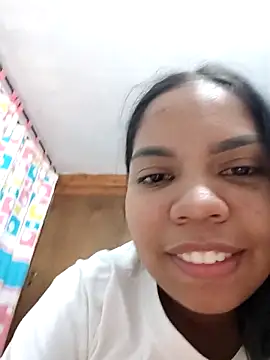 CloeeHills  online show from 17, 10, 2025