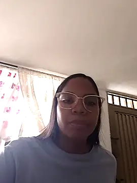 CloeeHills  online show from 20, 10, 2025